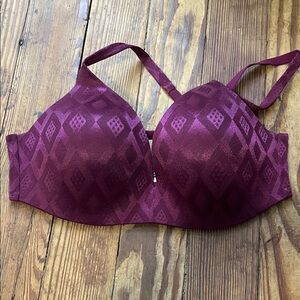 Victoria's Secret Body by Victoria IPEX 36C Deep Burgundy Bra
